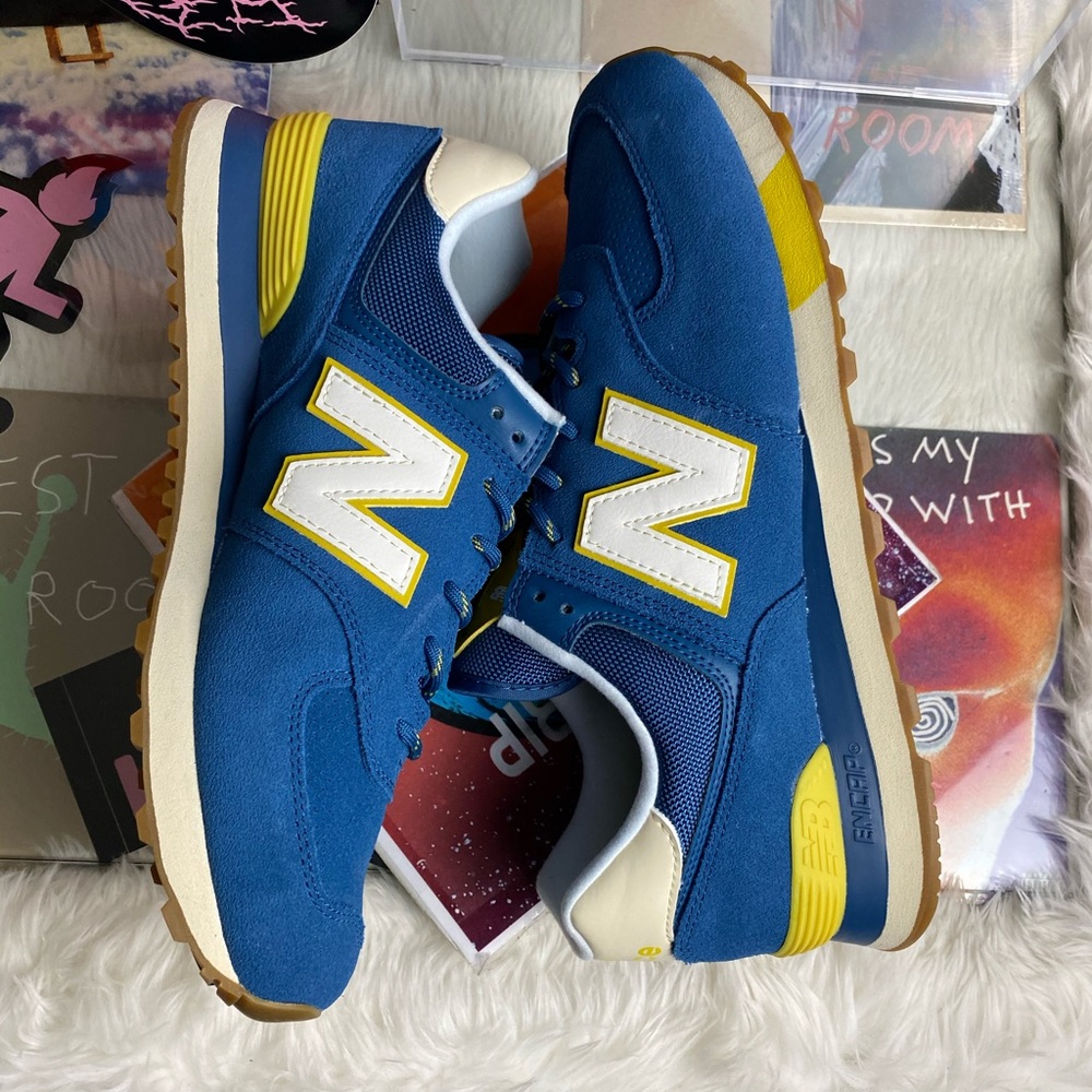 🆕 - New Balance 574 Yellow/Navy - Mens Many Sizes - Picture 8 of 12